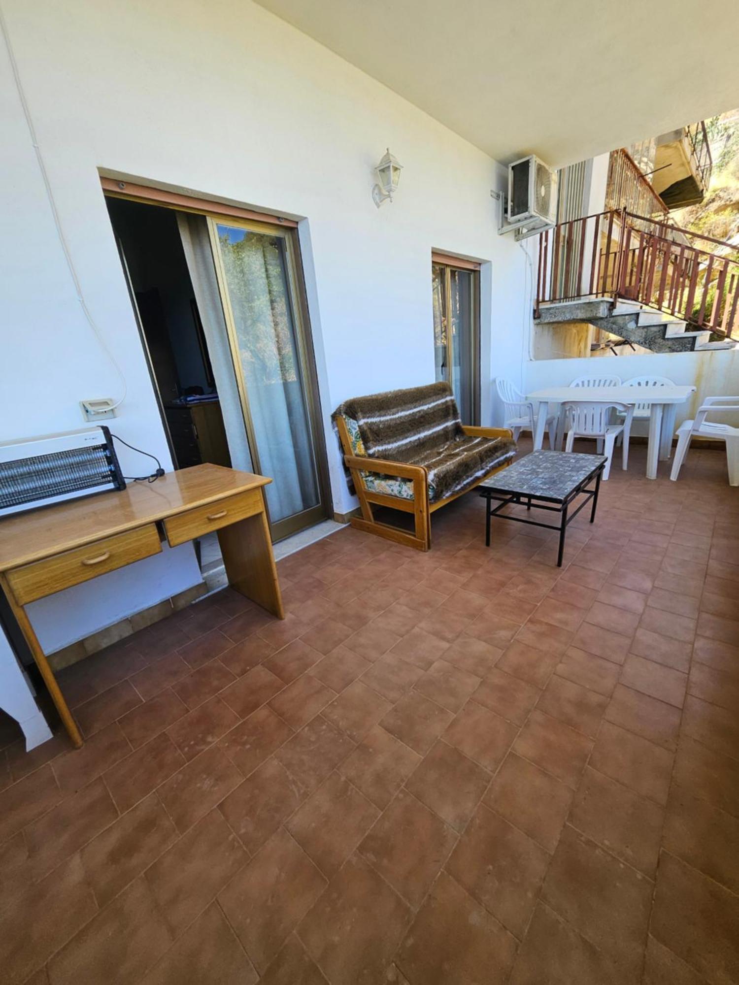 Nuova Casa Giulia Apartman Letojanni Kültér fotó